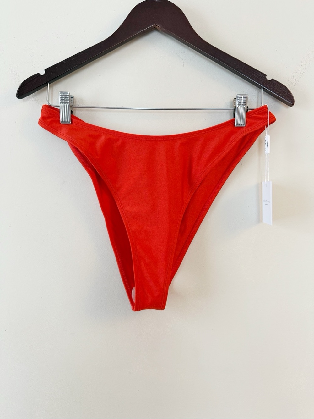 Aqua Tropic Caia Bikini Bottom Capia Red Shine NEW Size Large
